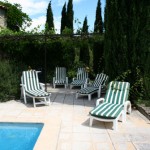 La piscine des gîtes et chambres d'hôtes du Mas Pellier Barjac Ardèche Cévennes Provence